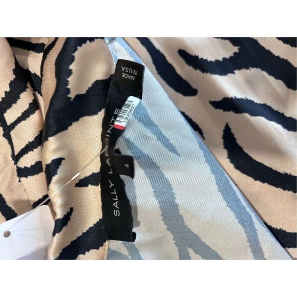 Sally LaPointe Zebra Short Sleeve Drop Collar Faux Wrap Dress Black Tan Size 4 - Picture 15 of 16